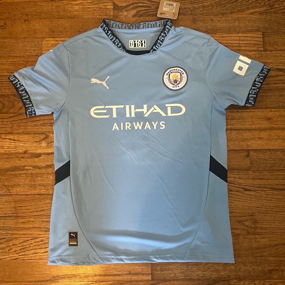 Haaland Manchester City 2024/2025 Soccer Jersey - Picture 4 of 6